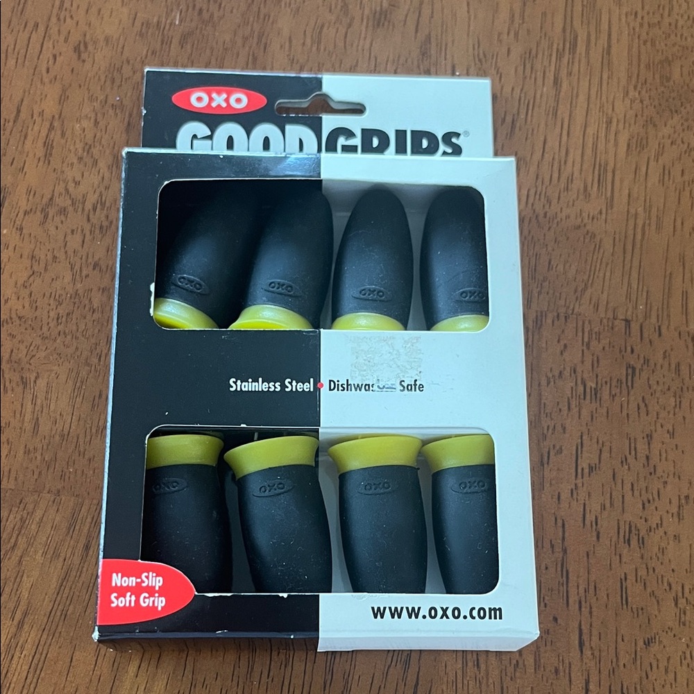 OXO Black and Yellow Corn Holders